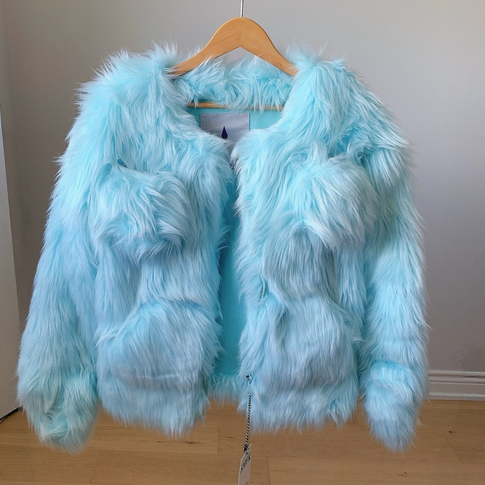 SMFK Pastel Aqua Faux Fur Zip Jacket – New With Tags - Picture 2 of 10